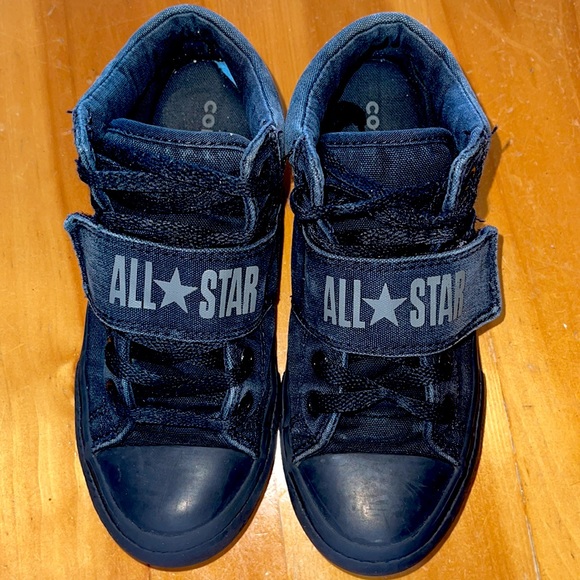 CONVERSE | Boys Black and Gray  High Top Converse All Star With Strap Size 3 - Picture 5 of 9